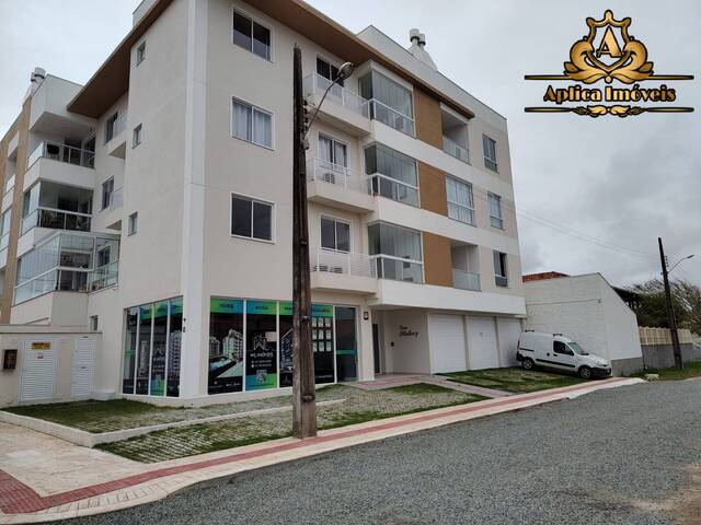 #1147 - Apartamento para Venda em Navegantes - SC