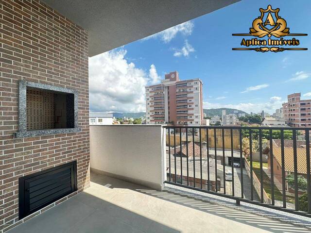 #1192 - Apartamento para Venda em Navegantes - SC