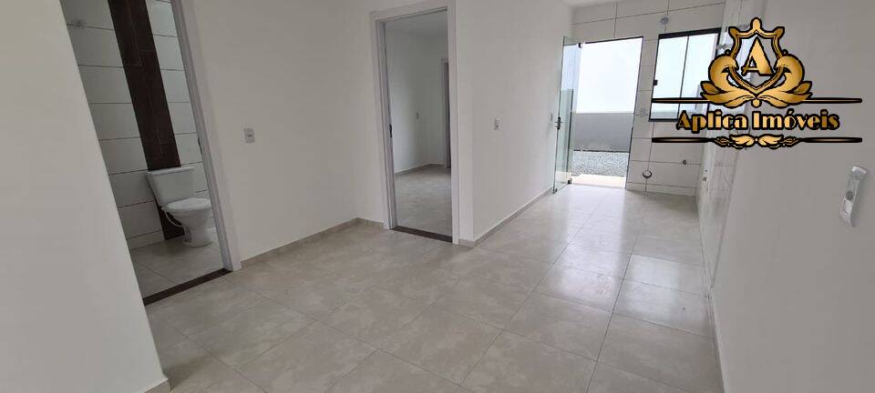 Casa à venda com 2 quartos, 51m² - Foto 5