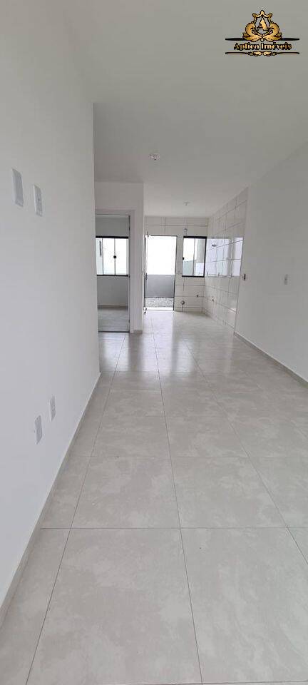 Casa à venda com 2 quartos, 51m² - Foto 3