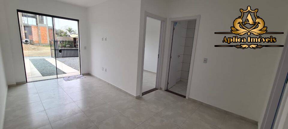 Casa à venda com 2 quartos, 51m² - Foto 8