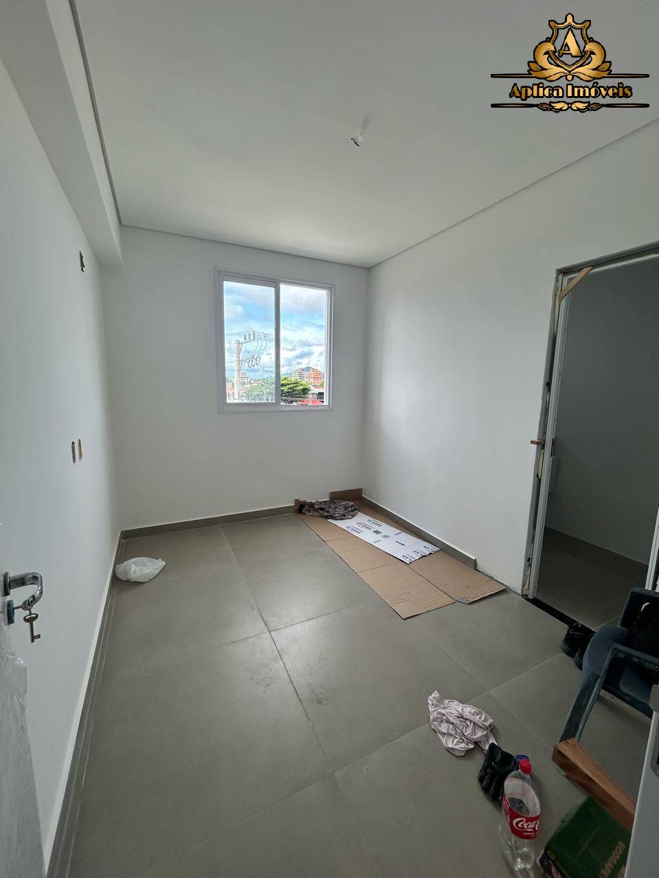 Apartamento à venda com 2 quartos, 72m² - Foto 9