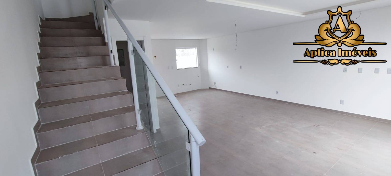 Casa à venda com 3 quartos, 100m² - Foto 8