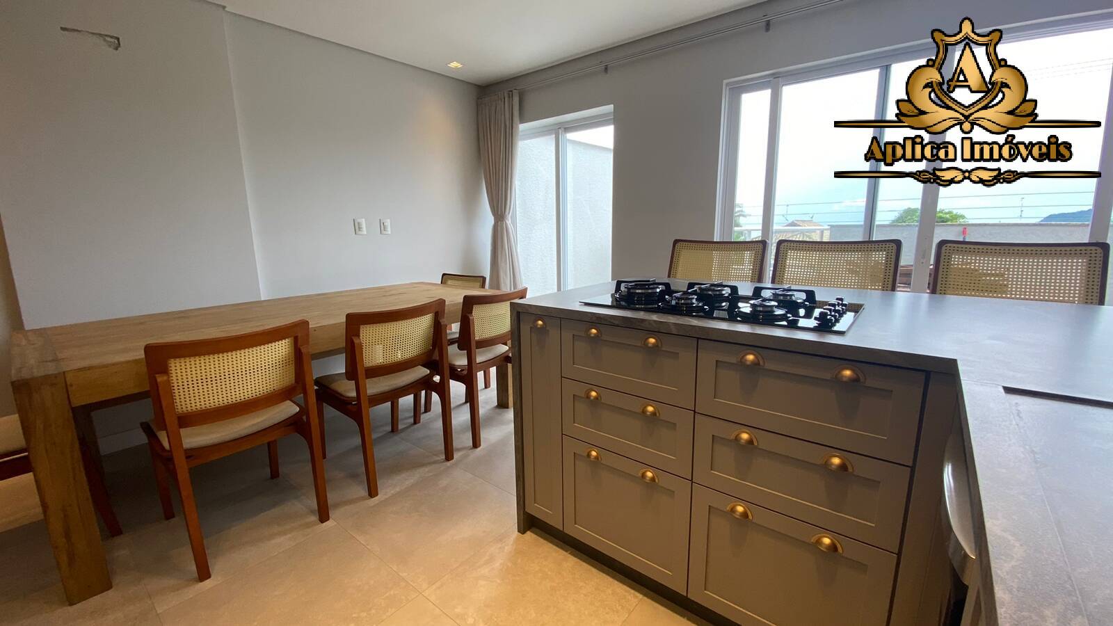 Apartamento à venda com 3 quartos, 125m² - Foto 5