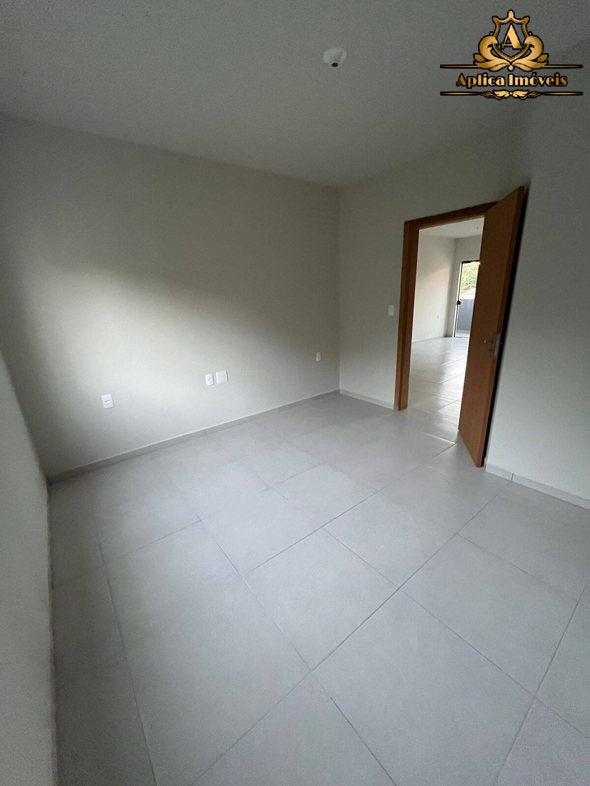 Apartamento à venda com 2 quartos, 70m² - Foto 7