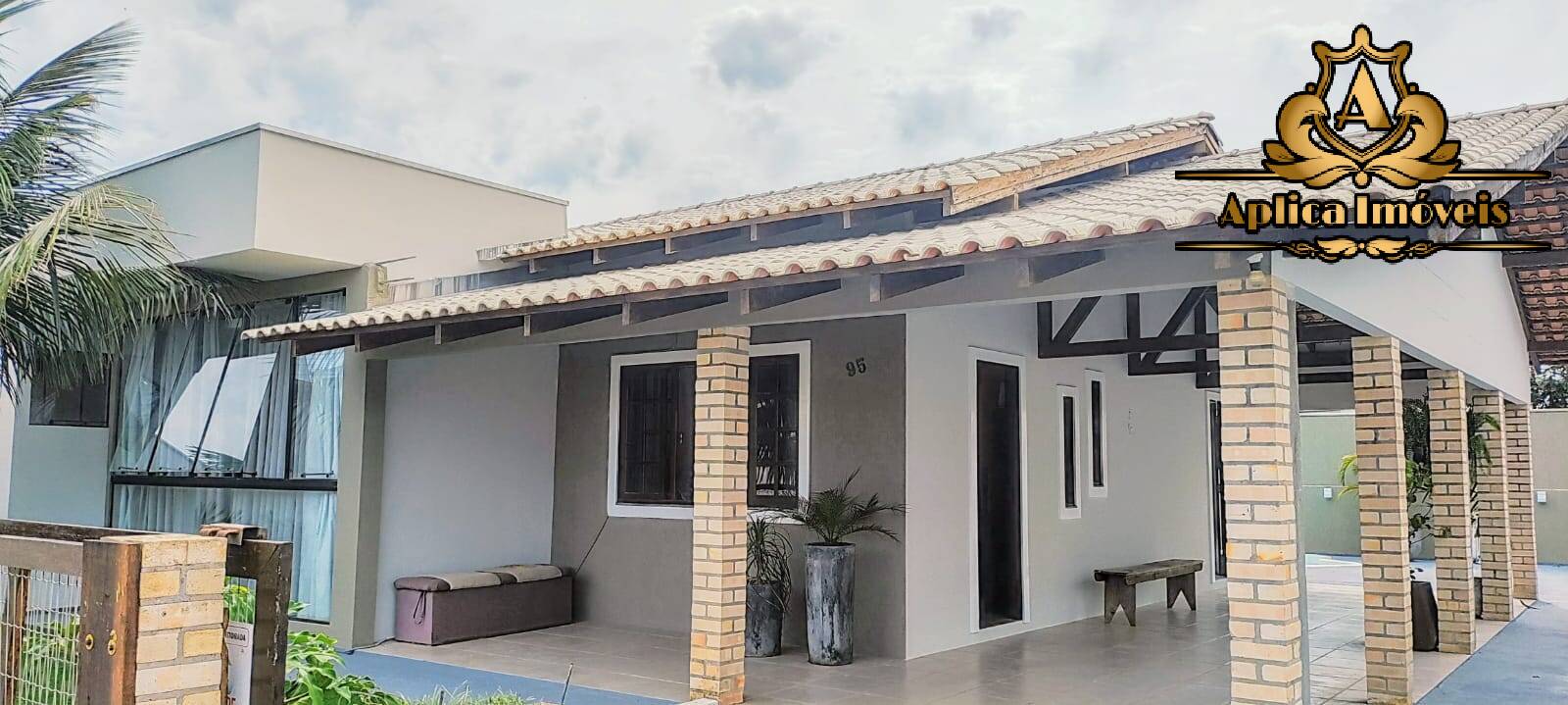 Casa à venda com 2 quartos, 180m² - Foto 3