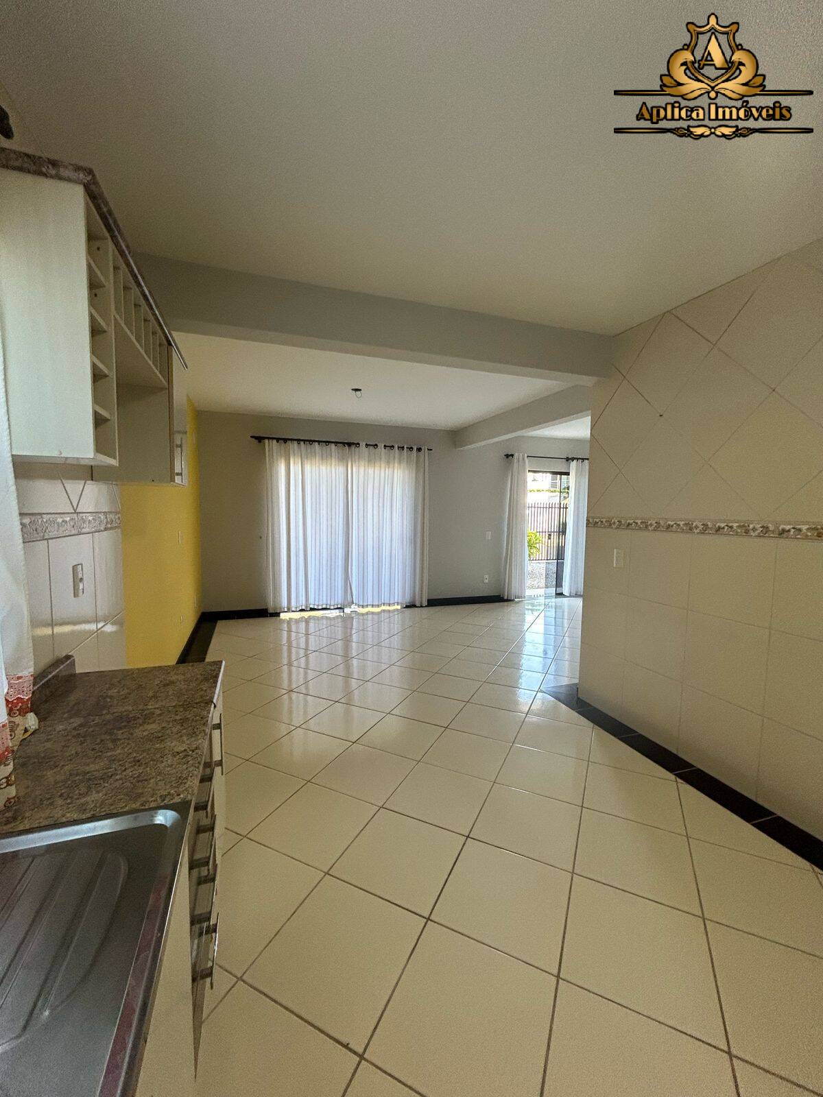 Casa à venda com 3 quartos, 268m² - Foto 10