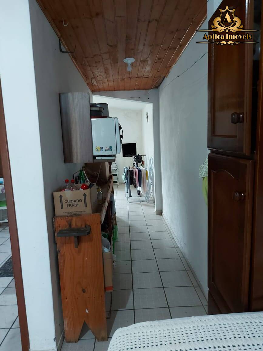 Casa à venda com 3 quartos, 110m² - Foto 6