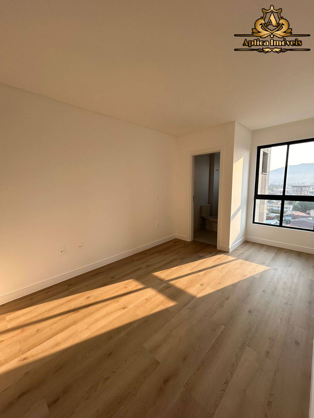 Apartamento à venda com 3 quartos, 103m² - Foto 6