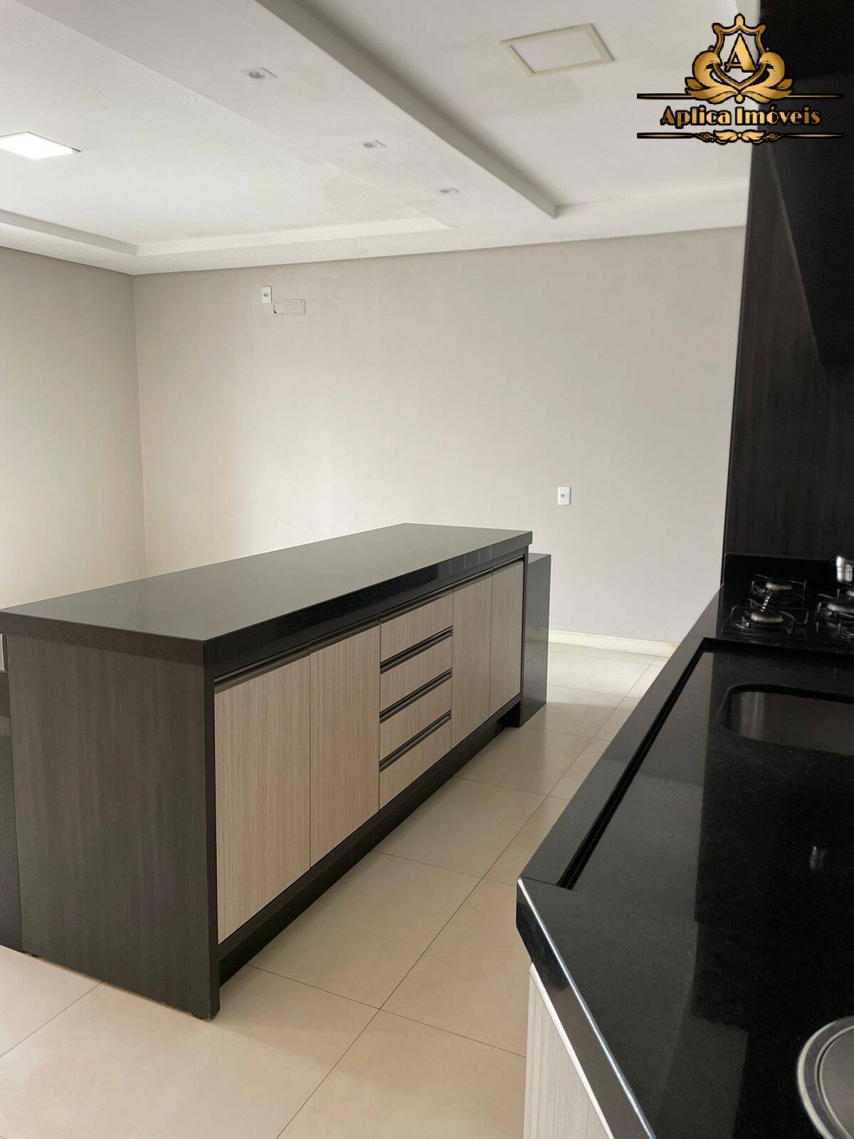 Apartamento à venda com 2 quartos, 70m² - Foto 10