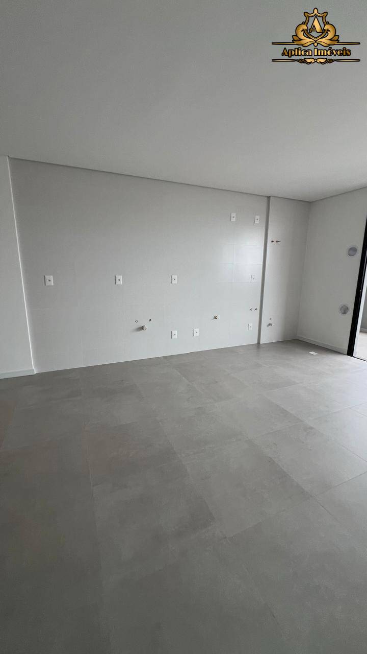 Apartamento à venda com 2 quartos, 82m² - Foto 15