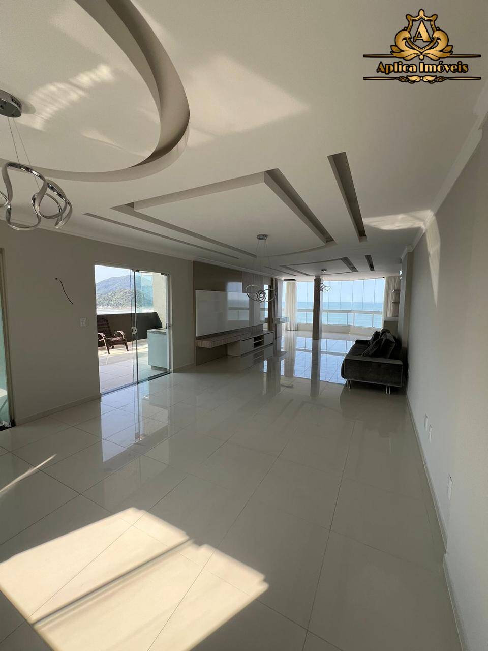 Apartamento à venda com 3 quartos, 244m² - Foto 14