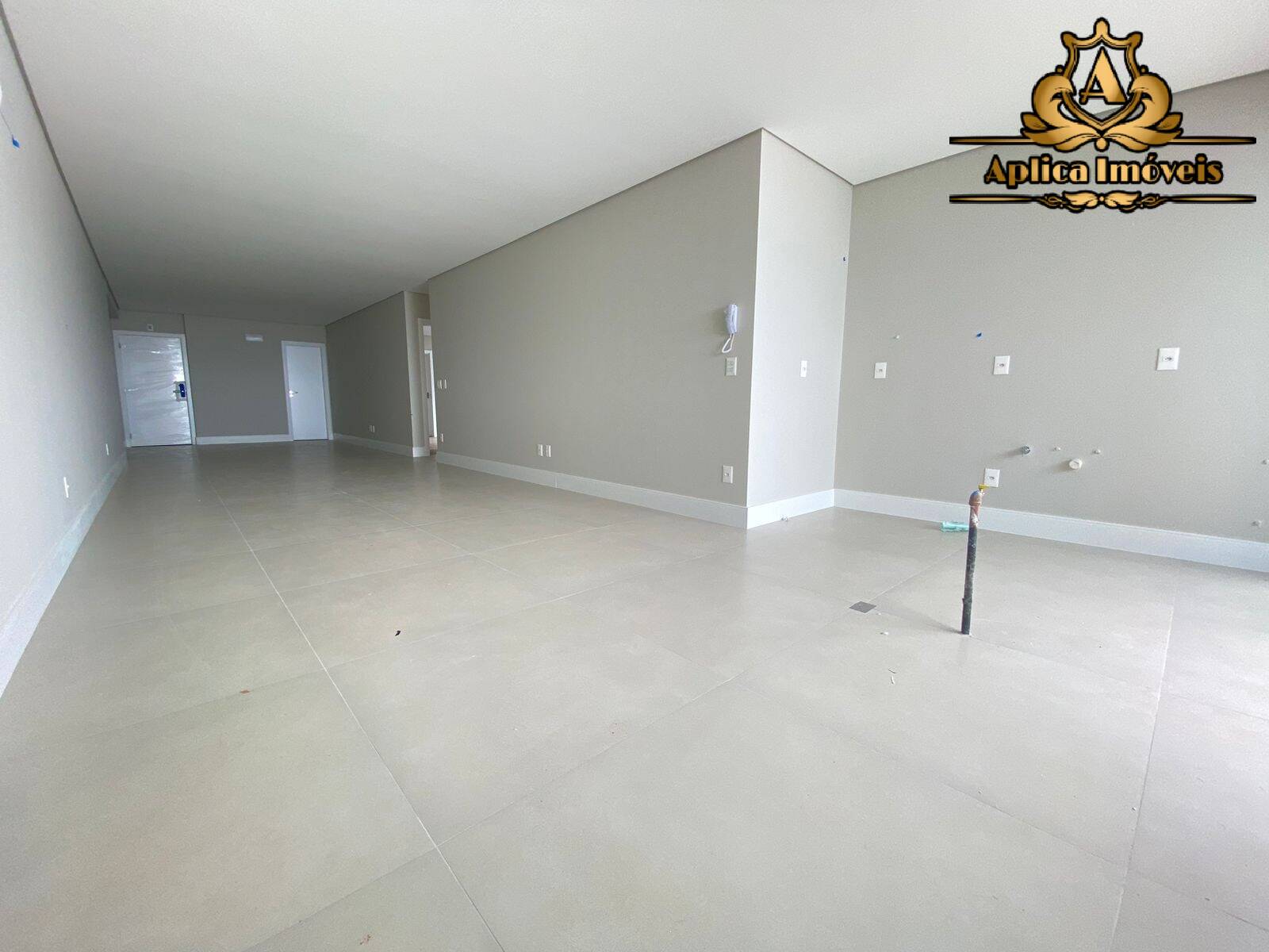 Apartamento à venda com 3 quartos, 141m² - Foto 24