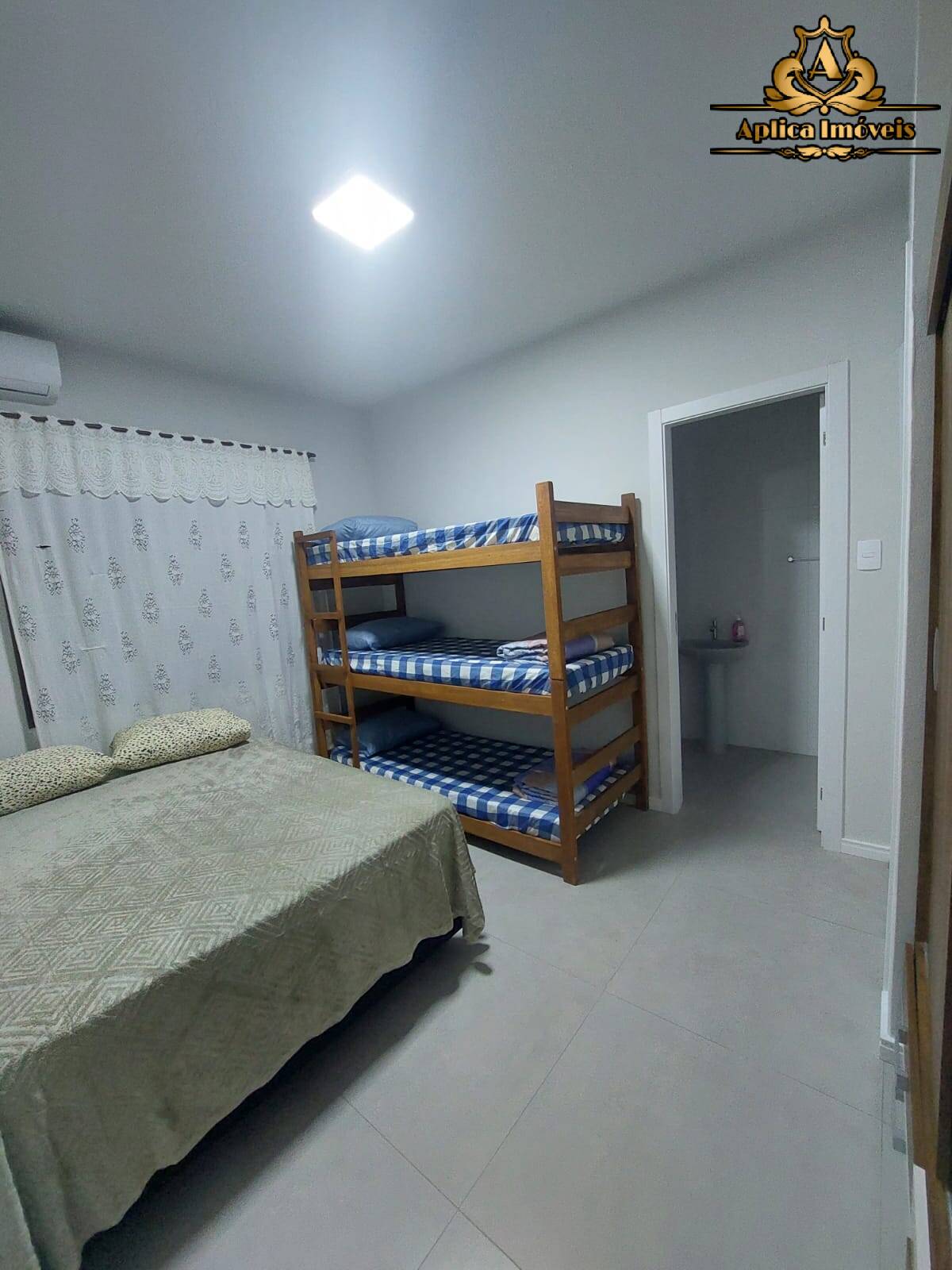 Casa à venda com 3 quartos, 140m² - Foto 18