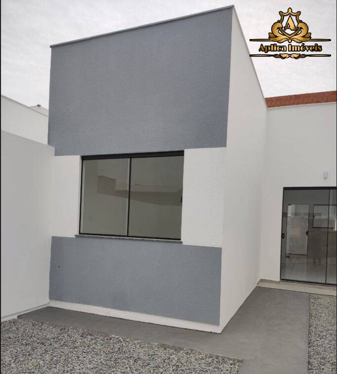 Casa à venda com 2 quartos, 47m² - Foto 1