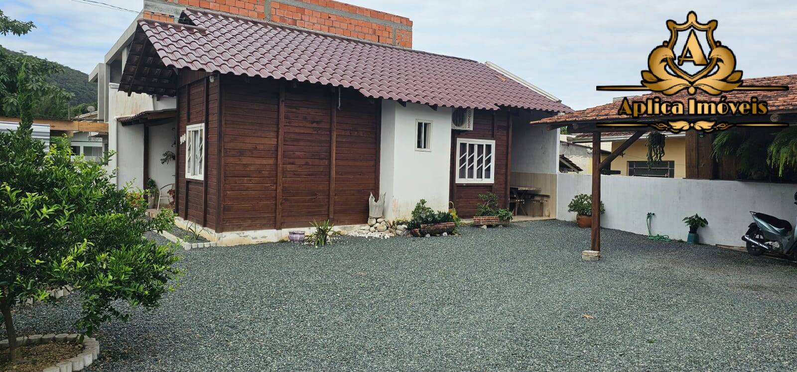 Casa à venda com 2 quartos, 70m² - Foto 4