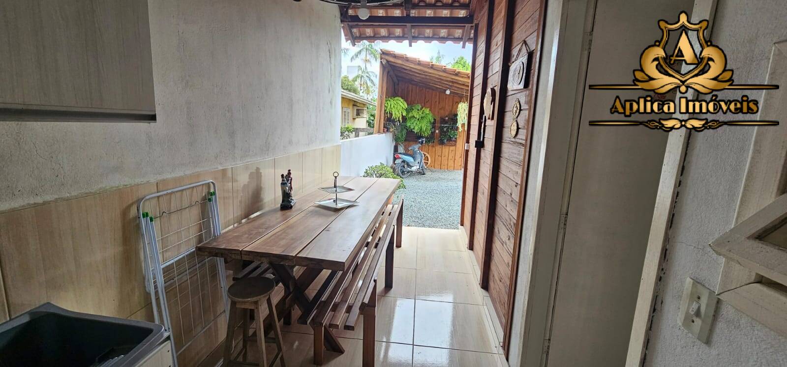 Casa à venda com 2 quartos, 70m² - Foto 5