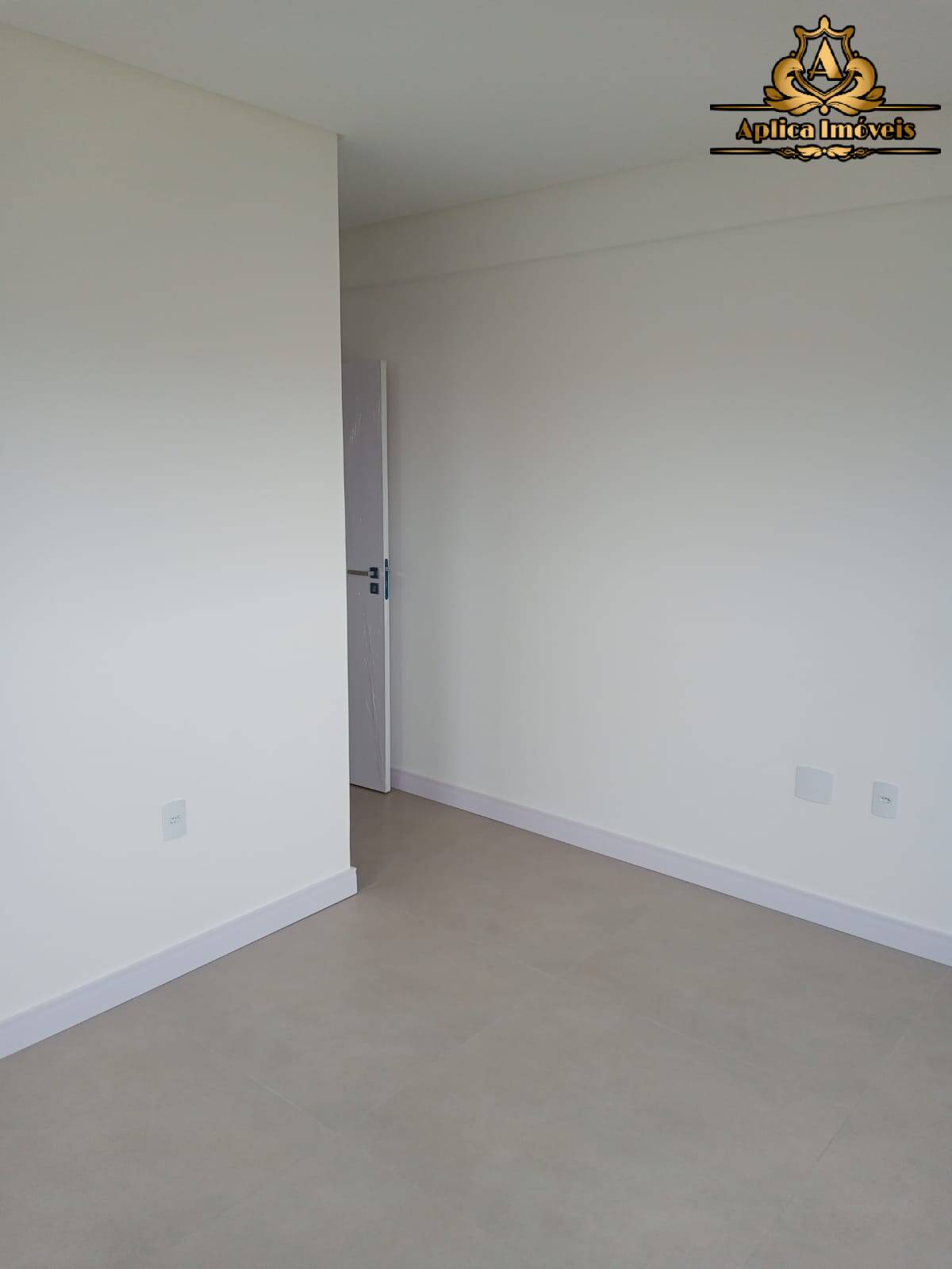 Apartamento à venda com 3 quartos, 103m² - Foto 12