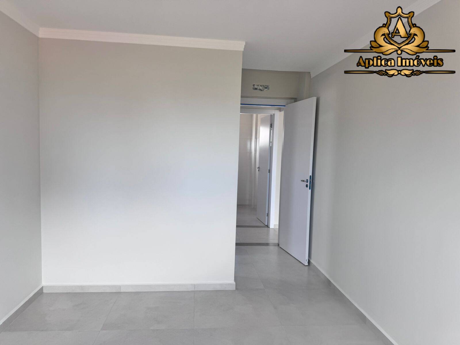 Apartamento à venda com 2 quartos, 75m² - Foto 5