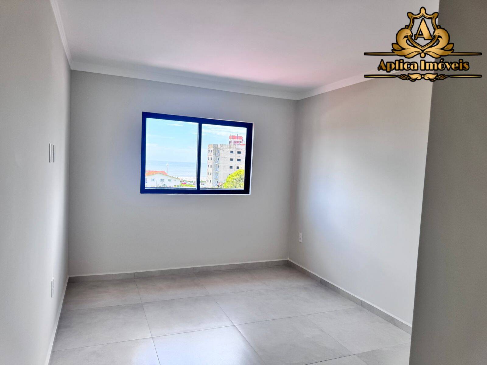 Apartamento à venda com 2 quartos, 75m² - Foto 10