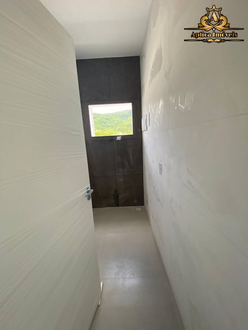 Apartamento à venda com 2 quartos, 65m² - Foto 3